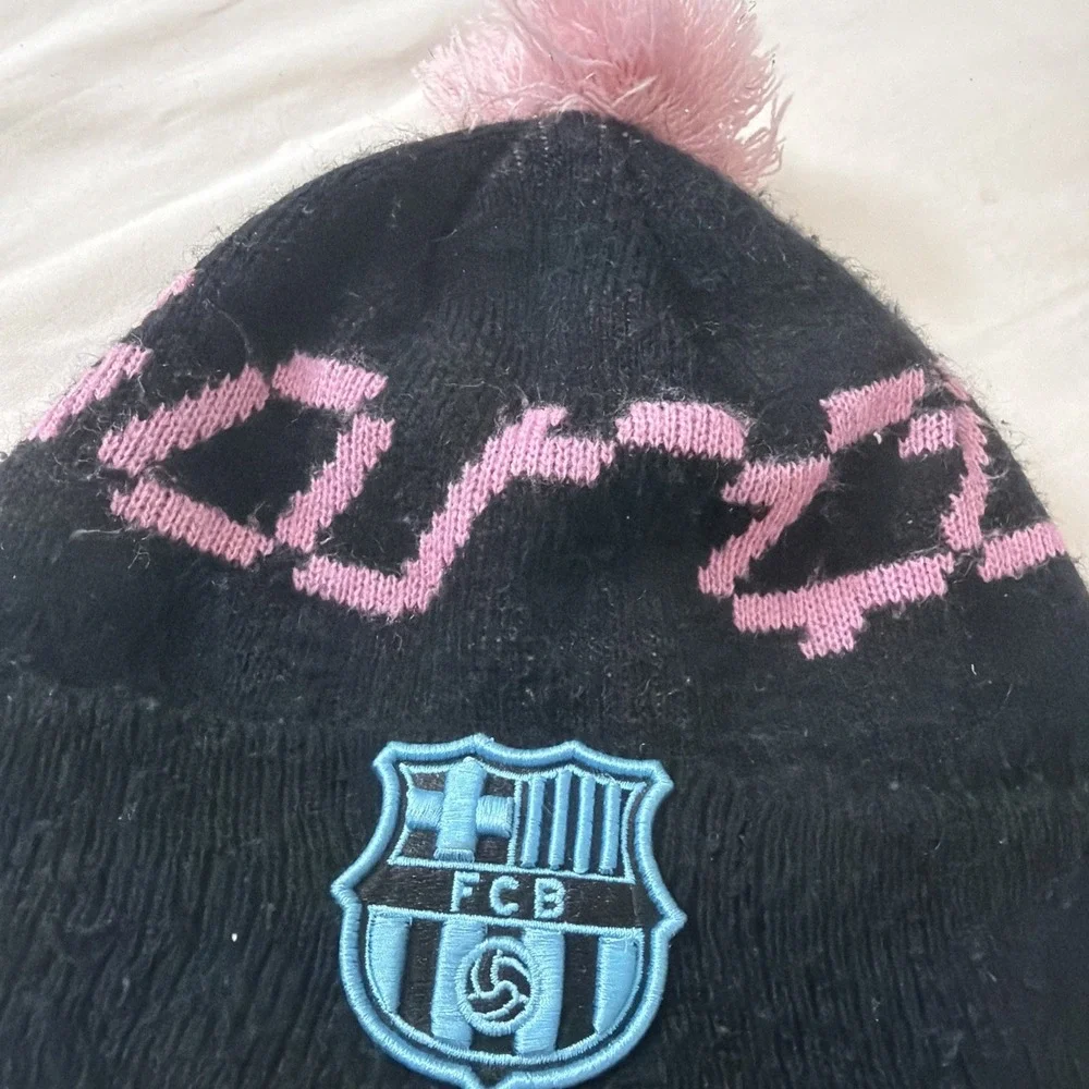 FANINK FC BARCELONA UNISEX ADULT KNIT BEANIE HAT OSFM Warm Winter Beanie Hat Cap